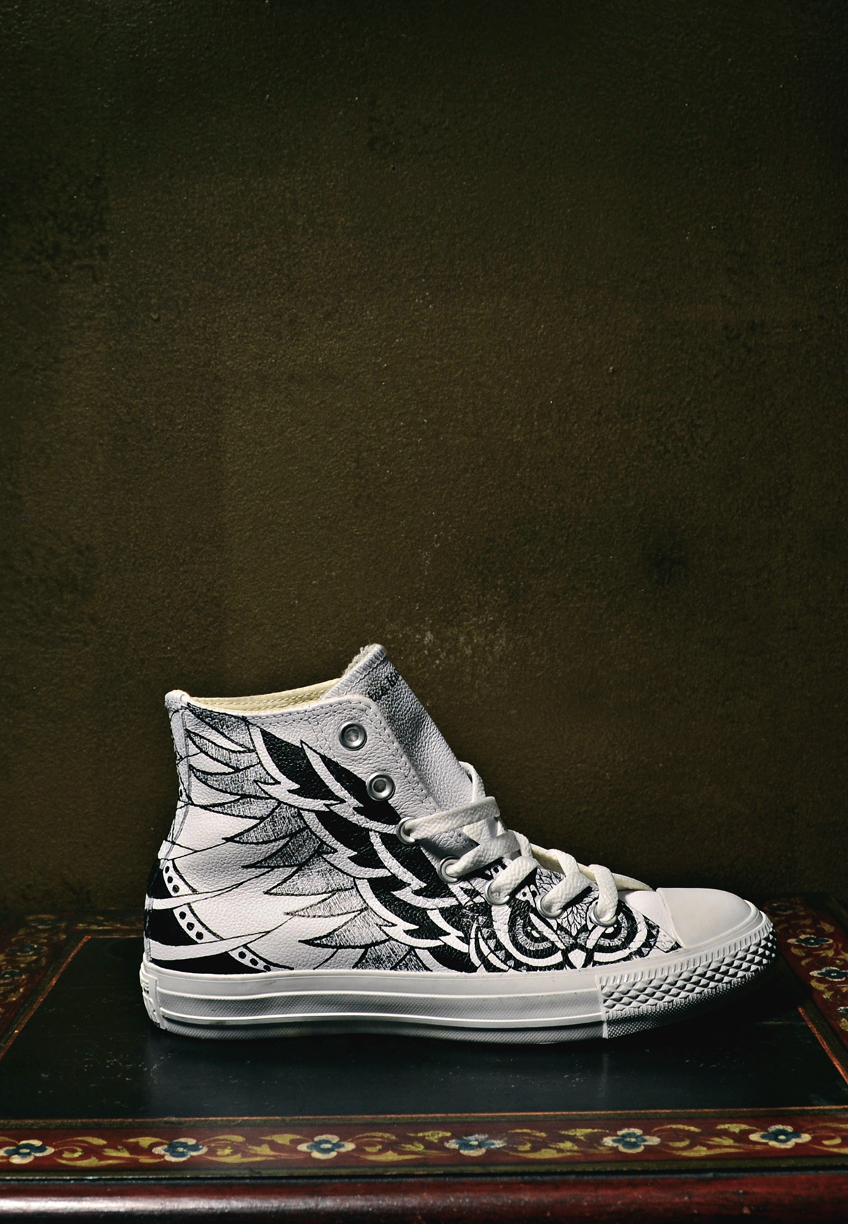 India ink Chuck Taylors shoes sneaker art art leather owl wisdom knowledge black and white Style Custom