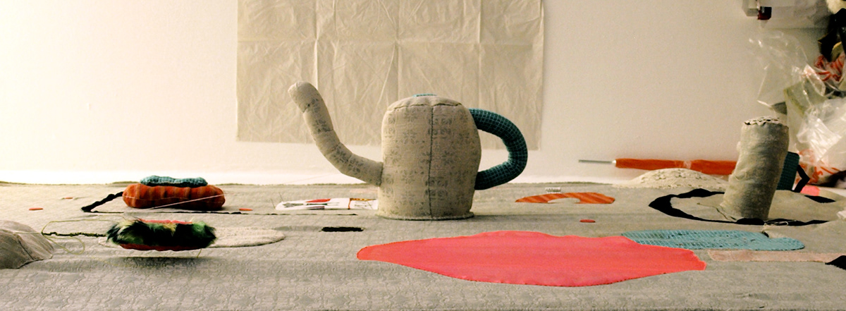 teapot tea fabrics Textiles wimbledon Vryttia  flower wall alice Mug  cup