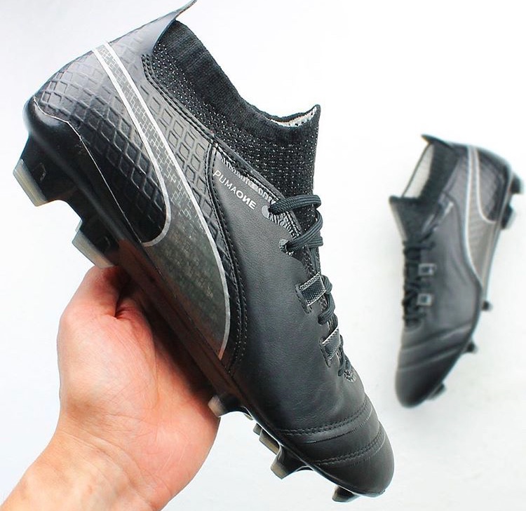 puma blackout football boots