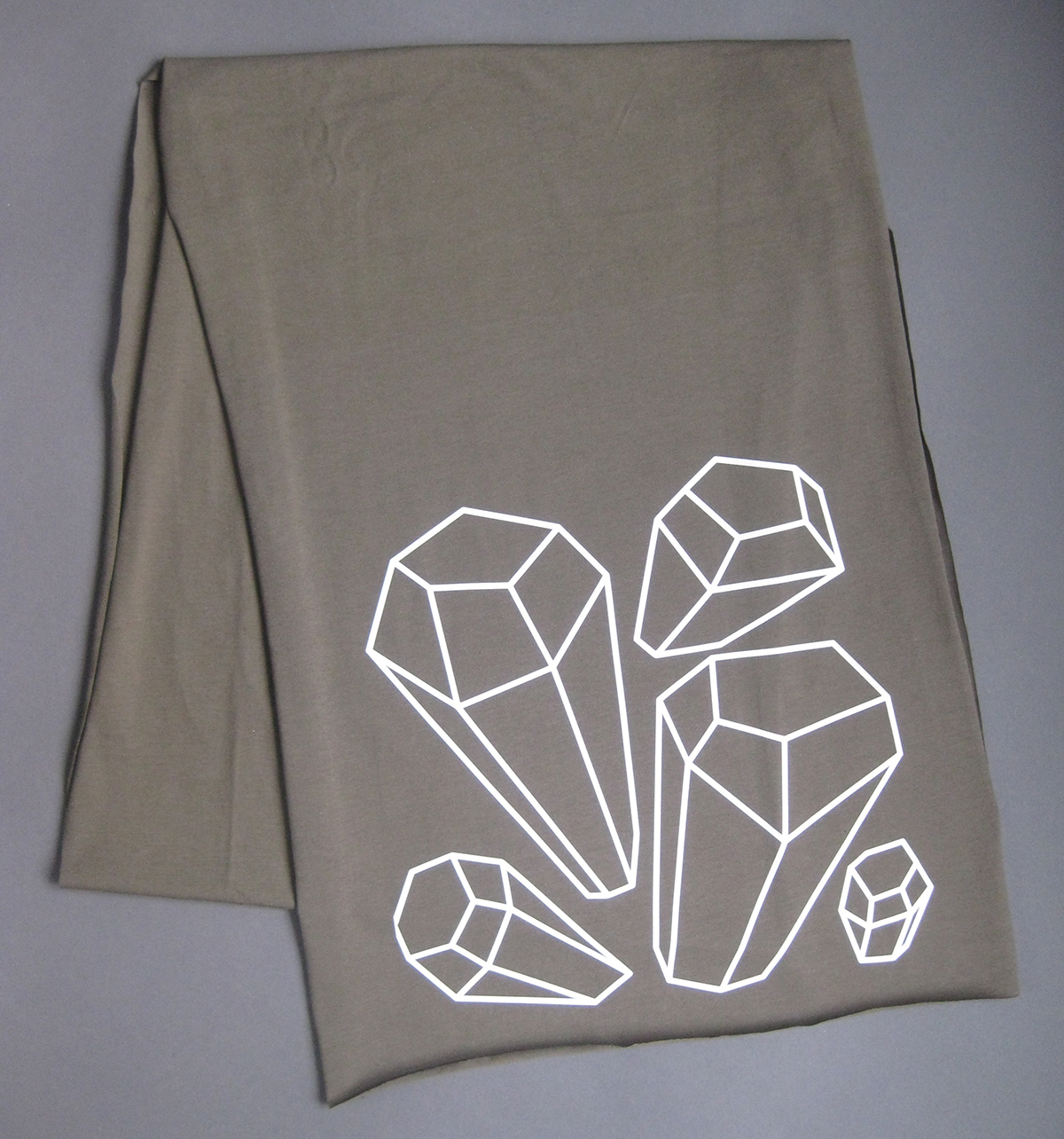 fish scarf vinyl chrystal geometric cluster pattern leaf heat transfer cad cut jersey handmade