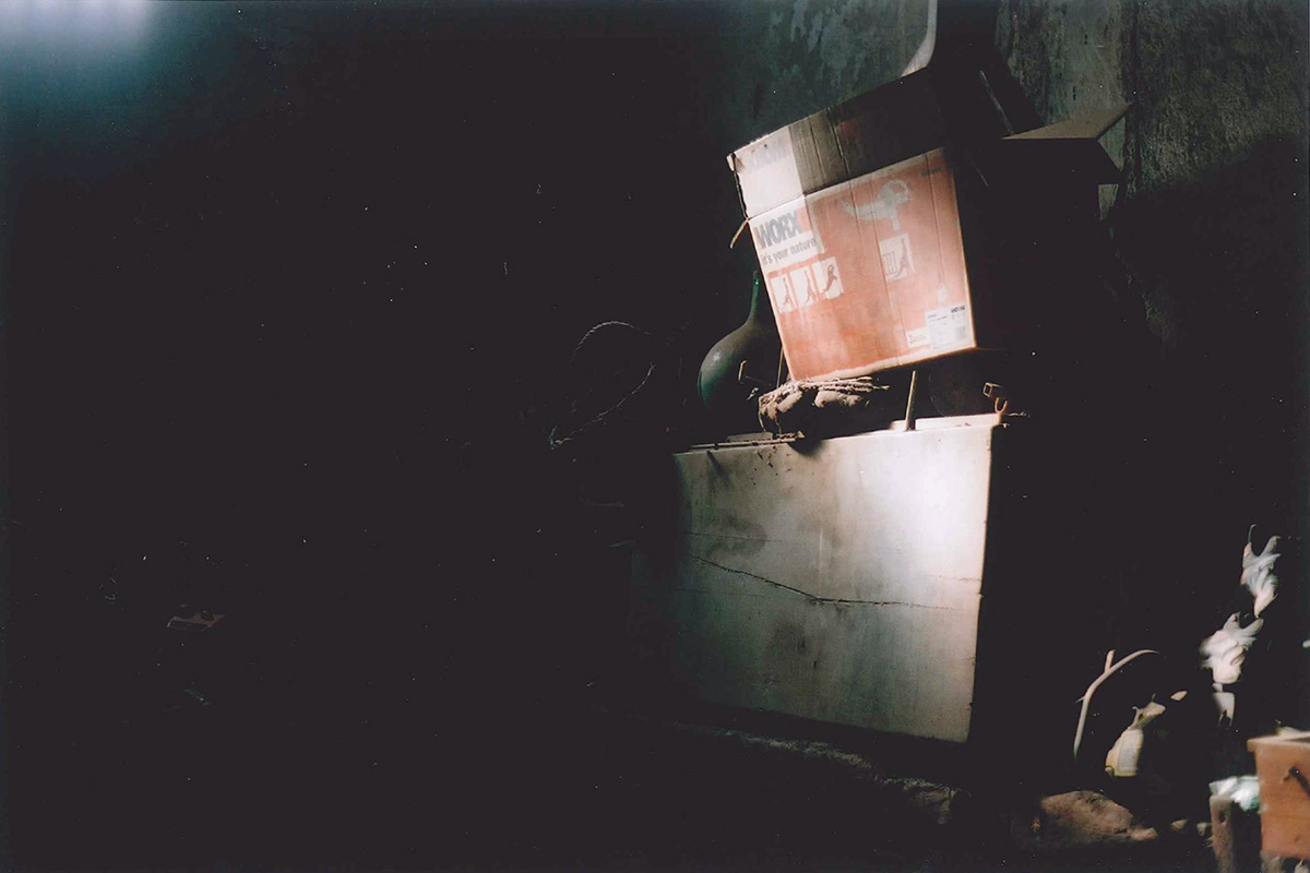 35mm Analogue amalog FilmPhotography barcelona Cinema shooting abandoned place creepy ArtDirection Finearts