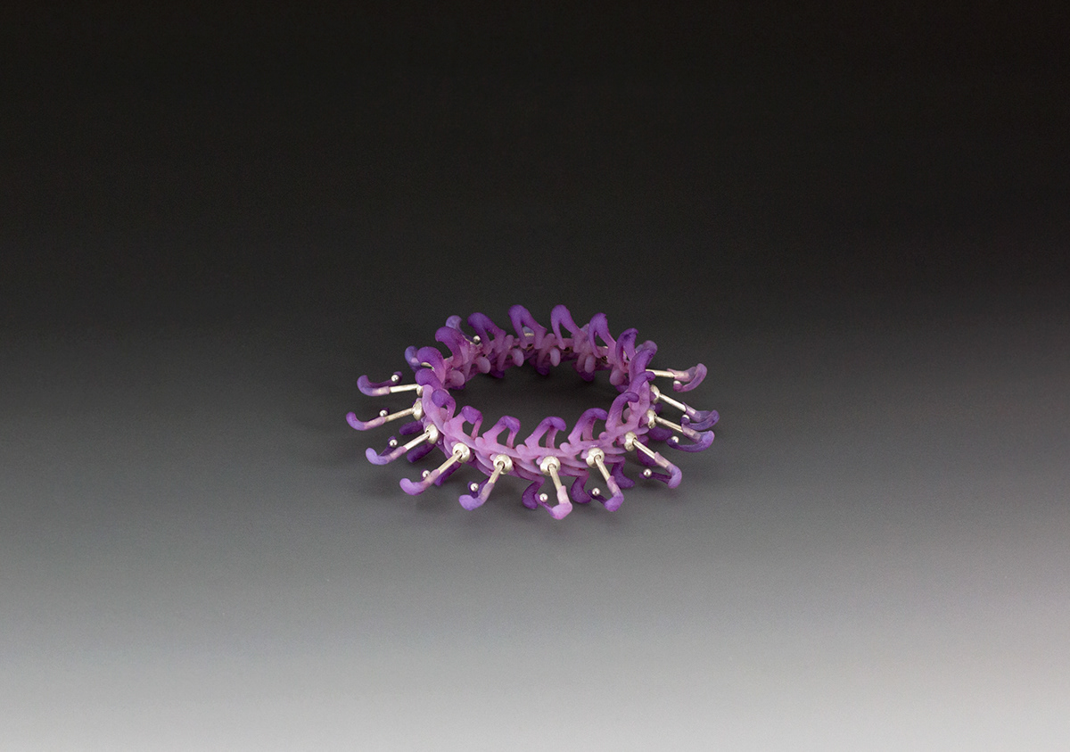 bangle 3dprinting 3dprint 3dprinted cad CAM CAD-CAM silver ball and sockets movement moveable purple photopolymer
