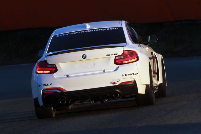 BMW M235i Racing(2014) on Behance