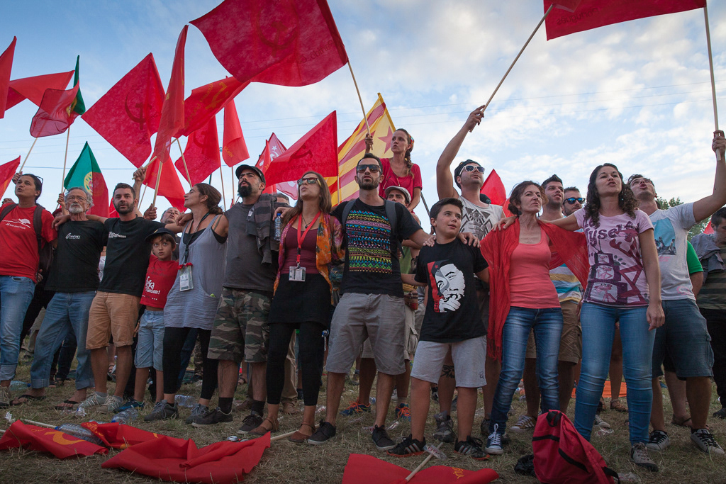 party communist concert Theatre Event rally speech red flag clove culture seixal Portugal politics political