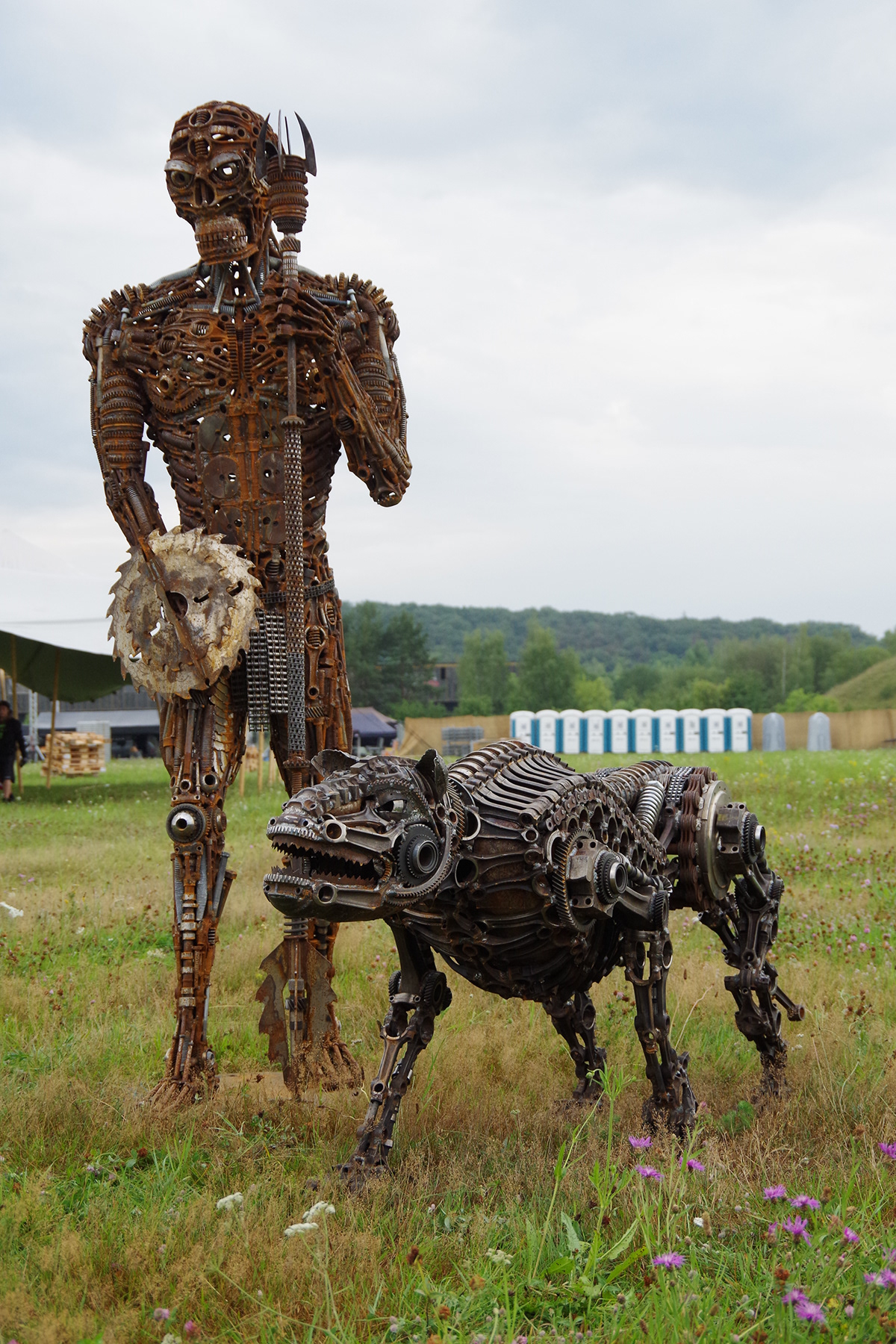 animal biomechanic creature dieselpunk engine monster scrap art sculpture steel