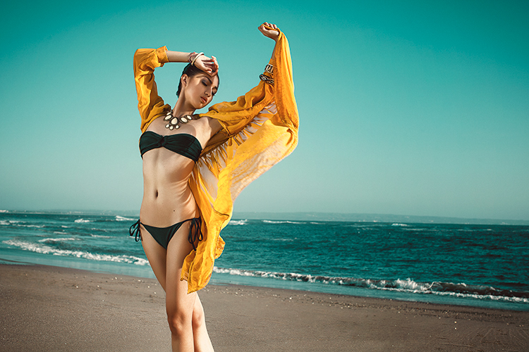 model photoshoot summer bali indonesia Make Up beauty swimwear beach Tropical gold golden