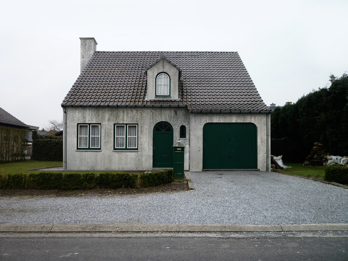 fermette belgian architecture photomanipulation photo indictment farm-style house fake home house belgium vlaanderen belgian houses Renaat Braem