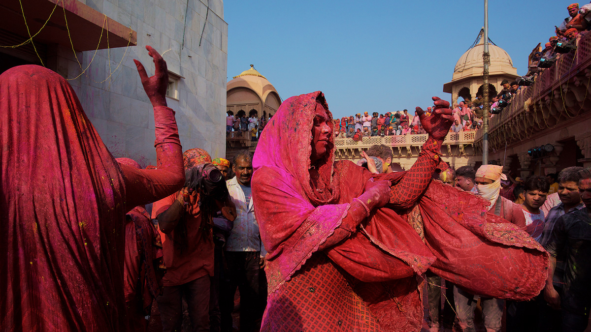 Adobe Portfolio colour festival holi India Travel krishna mathura Nandgaon temple