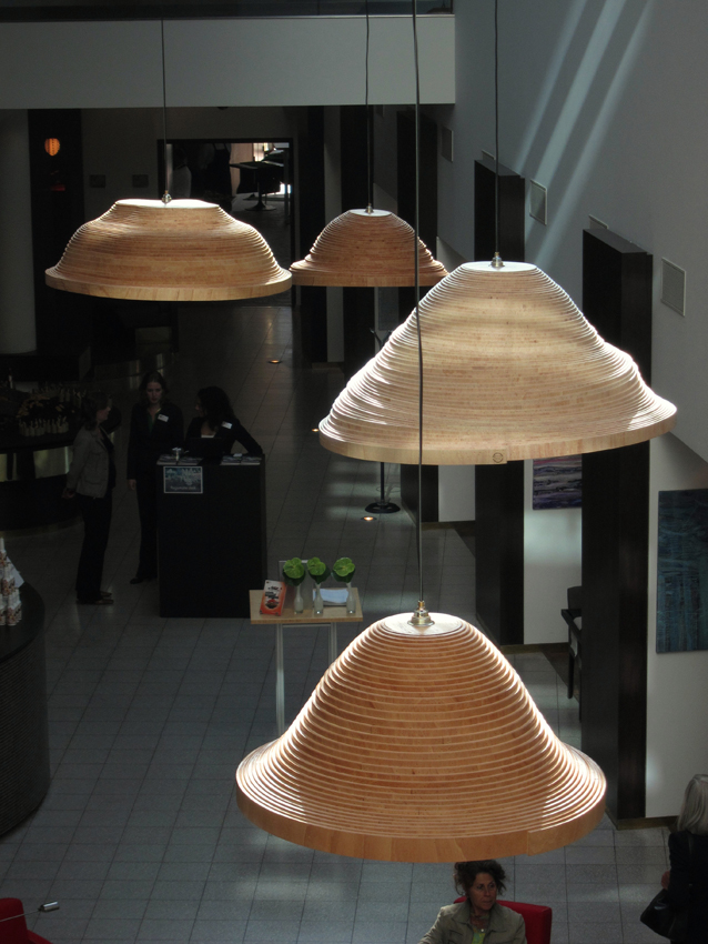 Lamp twisted lights lampen houten lampen wooden lamps buigtriplex bendable plywood plywood organic shape light lights