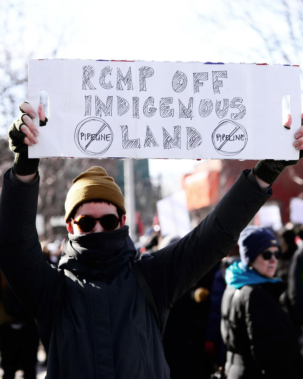 activism decolonize indigenous march political protest Toronto wetsuweten