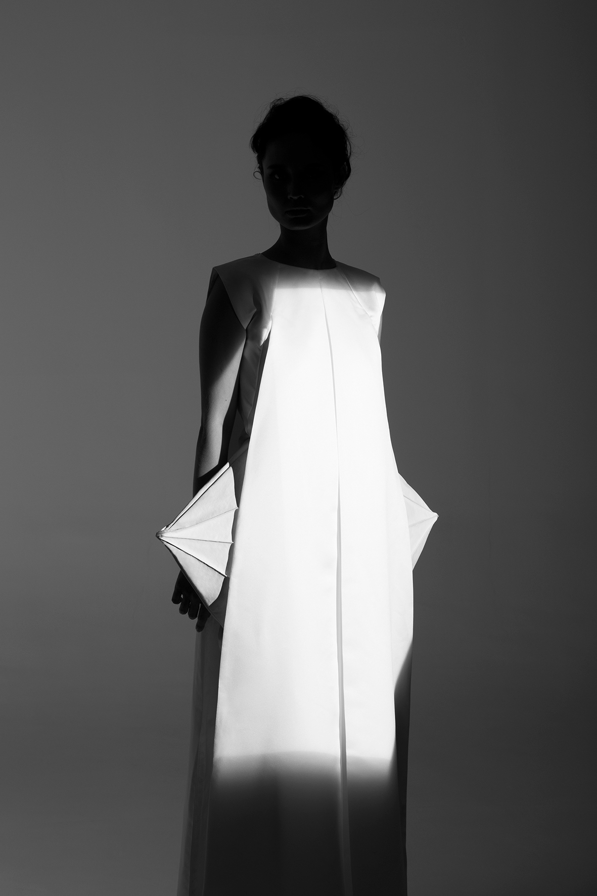 Santiago calatrava moda roupas clothes coleção Collection White black Shadows preto branco conceptual