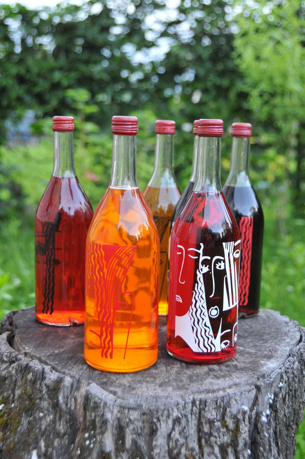 infusion Liqueur alcohol bottle design Brand style akkurat transparent glass plotter