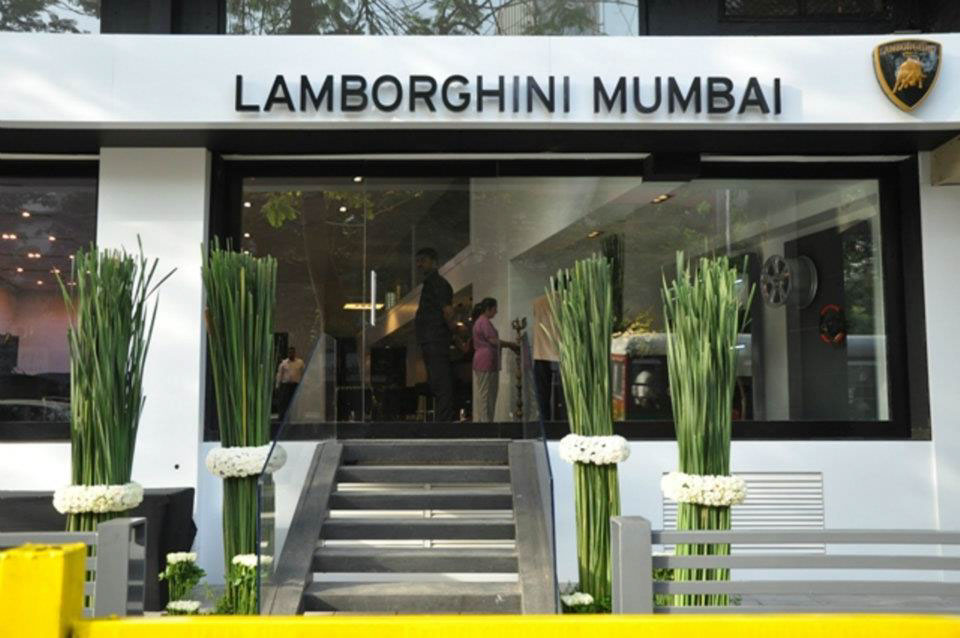 Luxury brands creatives lamborghini launch luxury cars