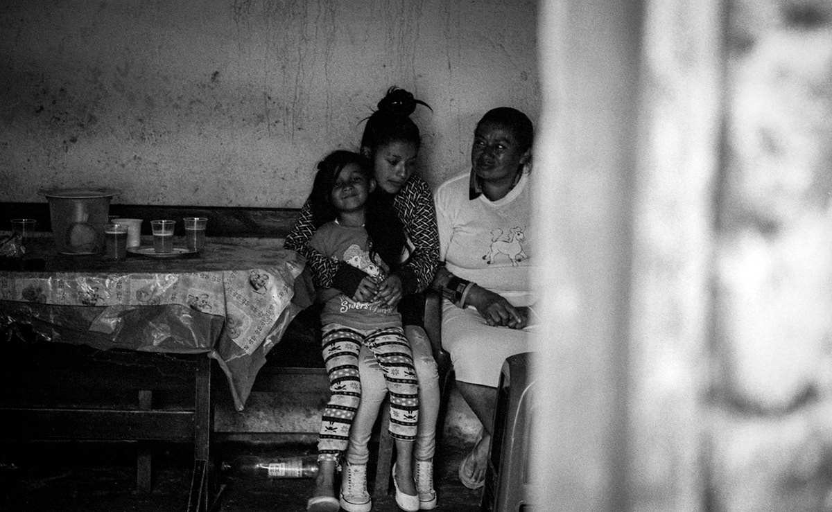Documentary  Photography  social awareness Film   Ecuador motherhood adolescent pregnancy women's rights storytelling  