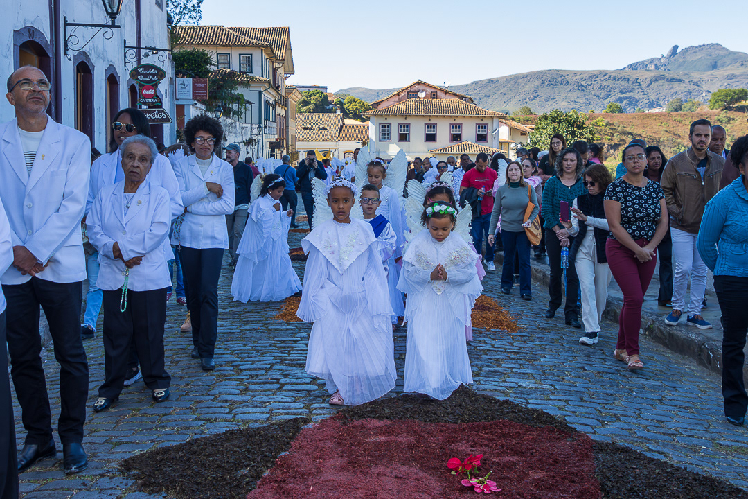 Corpus Christi Procissão procession Ouro Preto minas gerais Brazil religion Christian Catholic culture