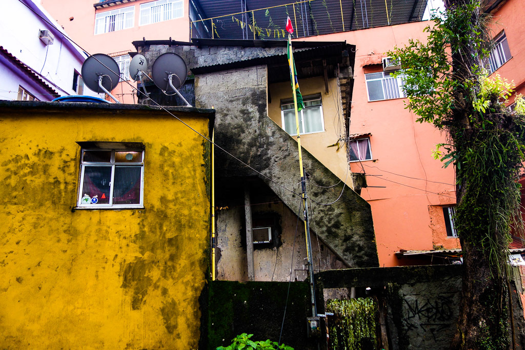 riodejaneiro favela rocinha steetart