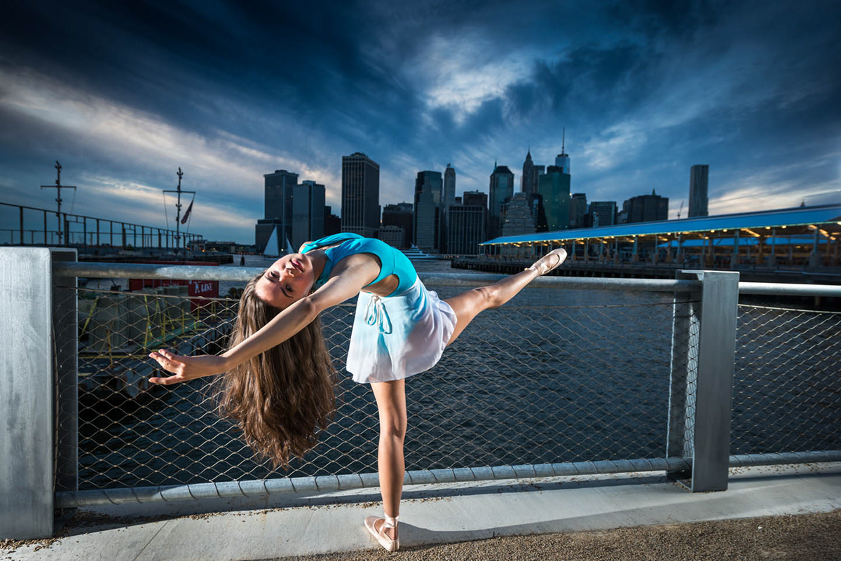 DANCE   ballet Coreography New York nyc Brooklyn Dumbo Manhattan skyline city sunset SKY strength elegance power