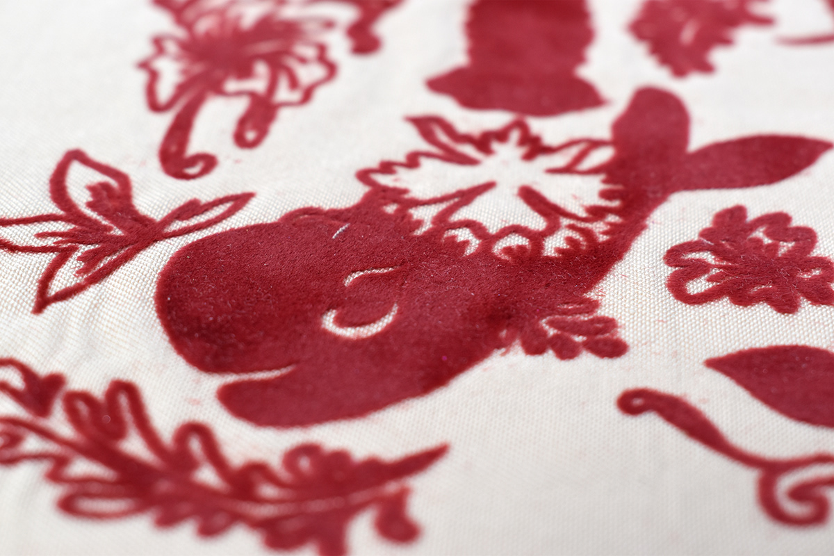 bordado Embroidery Estampación pillow Printing textil
