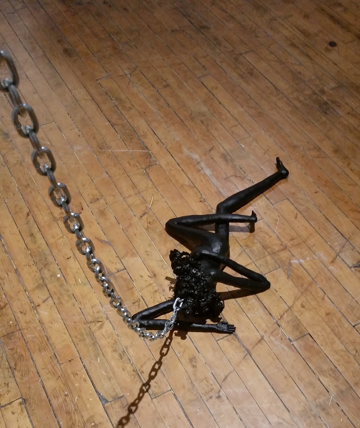 wax steel chain chains paint spraypaint figure figural connection interpersonal communication silence Stillness