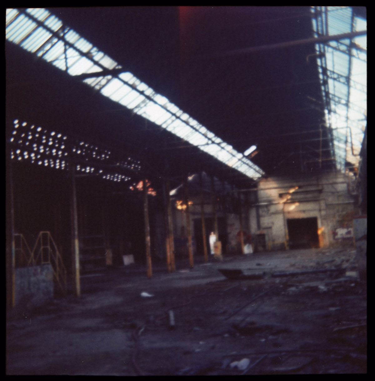 urbex decay analogic Lomography factory ruins