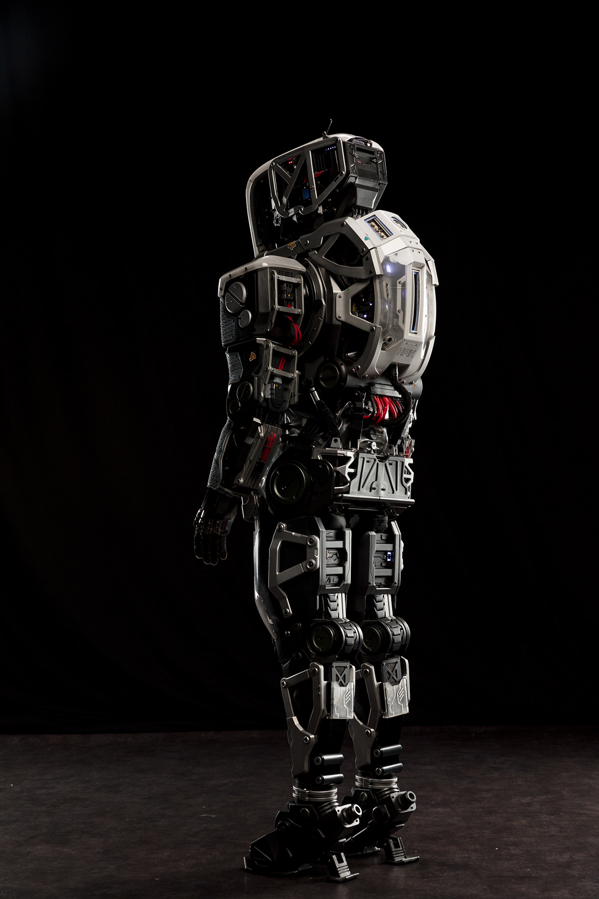 Netflix robot Film   weta mech tech Scifi future industrial design