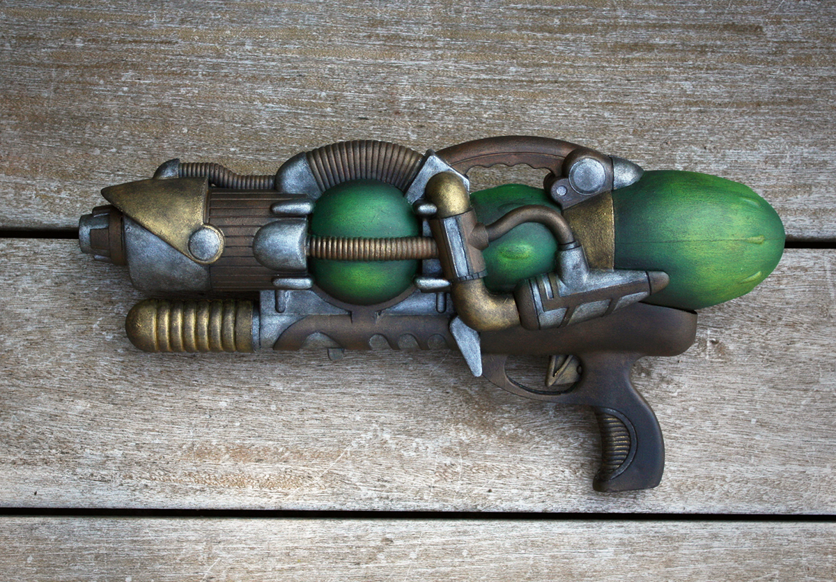 STEAMPUNK Gun acrylic green vintage Retro Weapon theater  game toy