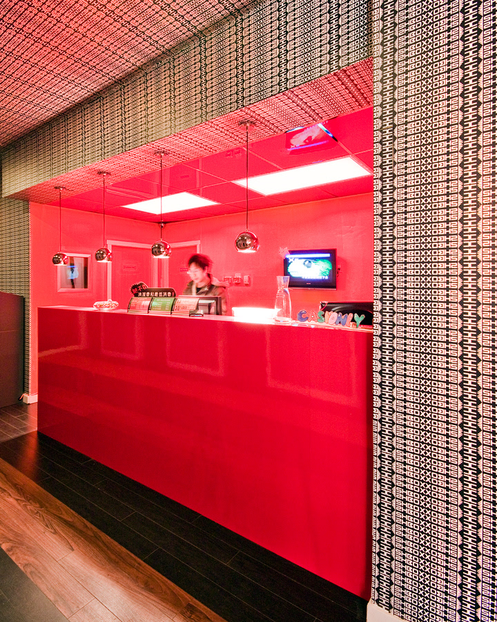 100 Percent Design Cashbox Karaoke Retail design Office Design restaurant design Vancouver design Lawrence Leung karaoke design Nanaimo interior design Vancouver Island design