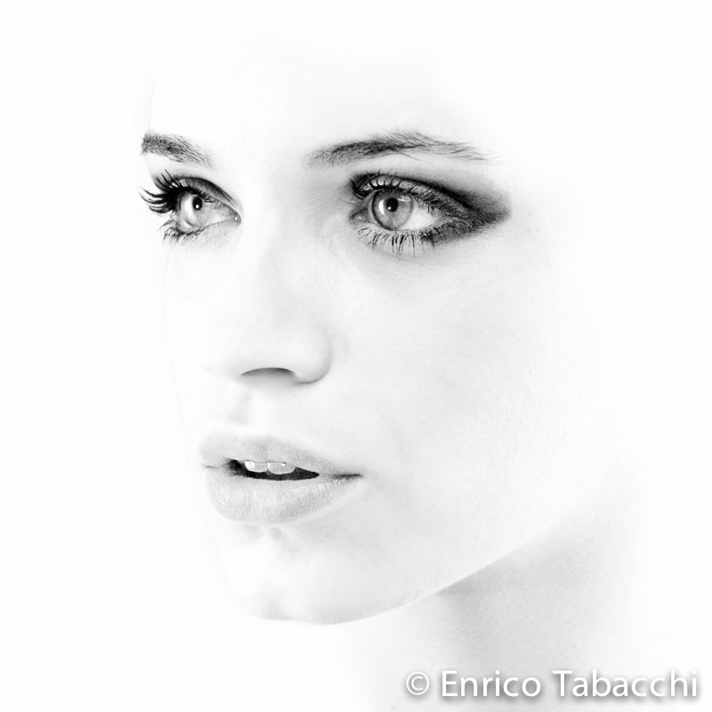 valentina pegorer VGP  enrico tabacchi White light Xposure portrait