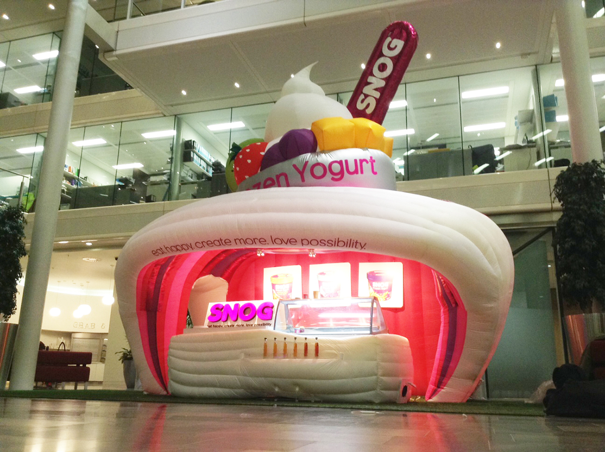 light lighting led inflatable blow up Stand SNOG Fruit yogurt
