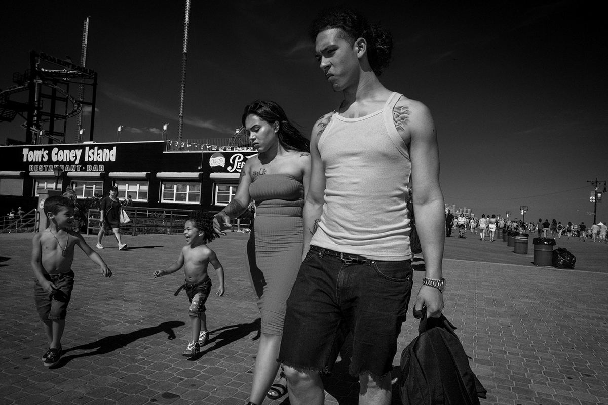 New York nyc Brooklyn usa united states america street photograpy coney island people culture cultural Ron Gessel