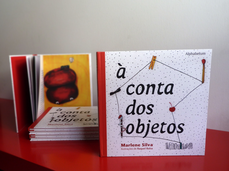 book à conta dos objetos On Account of objects infantojuvenil Alphabetum marlene silva RAQUEL BALSA