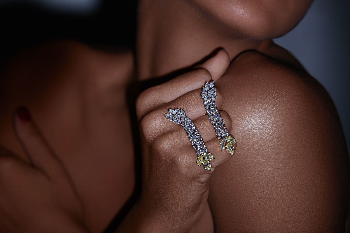 campaign jewelry model LowLighting lighting diamonds beauty makeup
