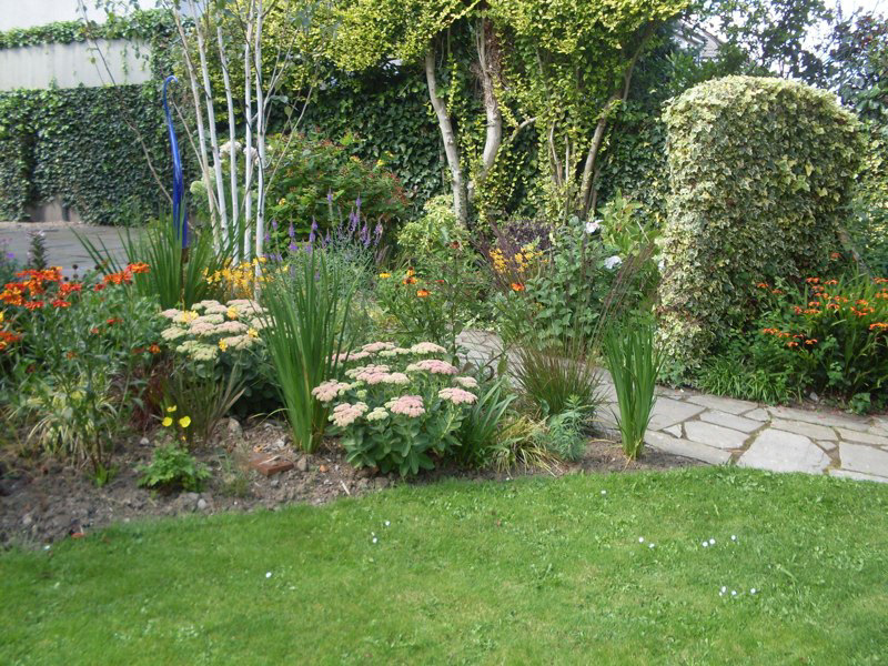 Garden design. Garden restoration. Garden maintenance. Garden Consultancy.