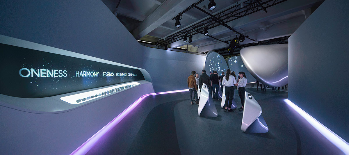 interactive installation media architecture Zaha Hadid Architects universal everything samsung galaxy s8