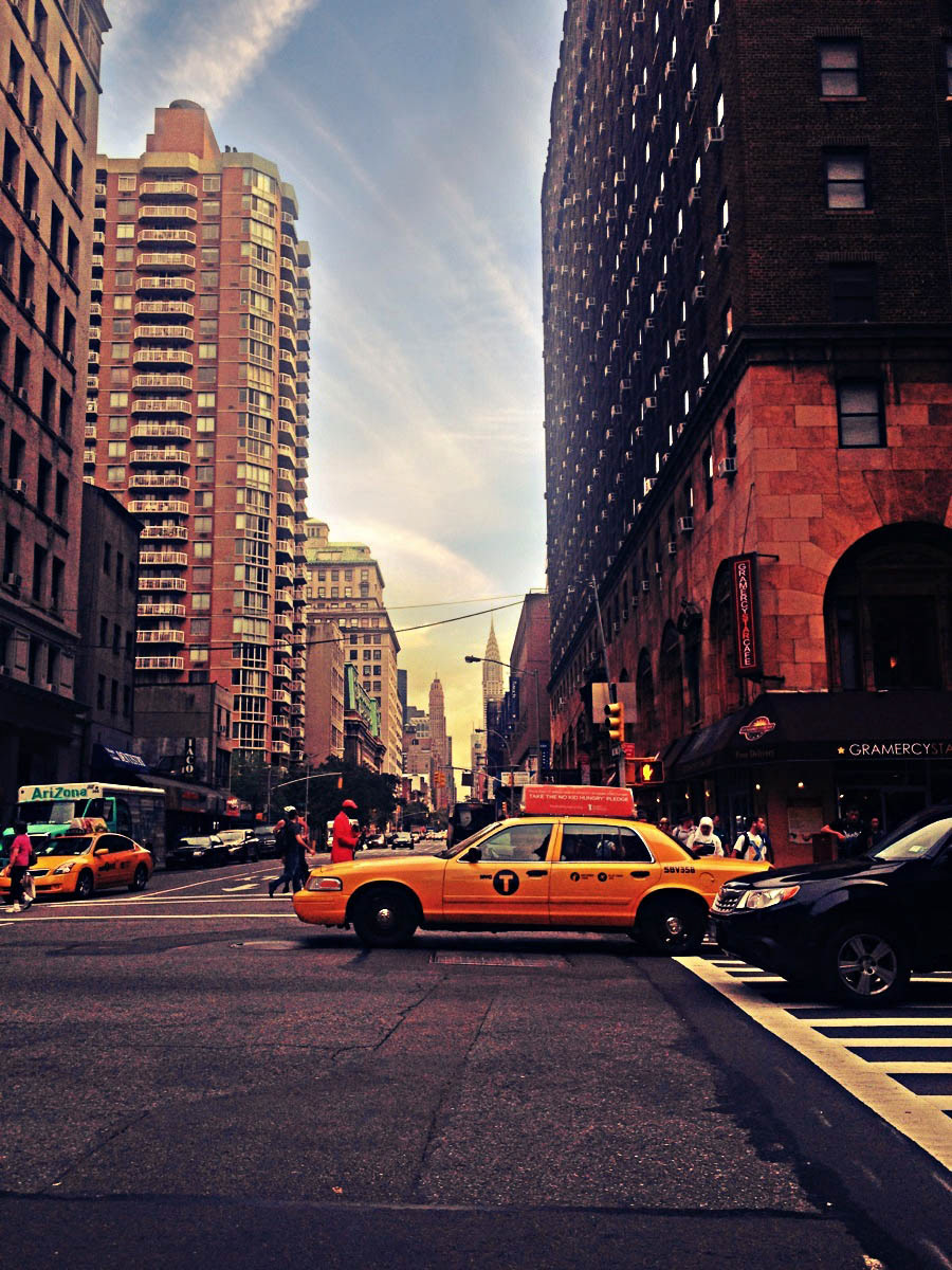 New York iphone mobile phone iphonography modern future boundaries taboo apple instagram Travel nyc new york city