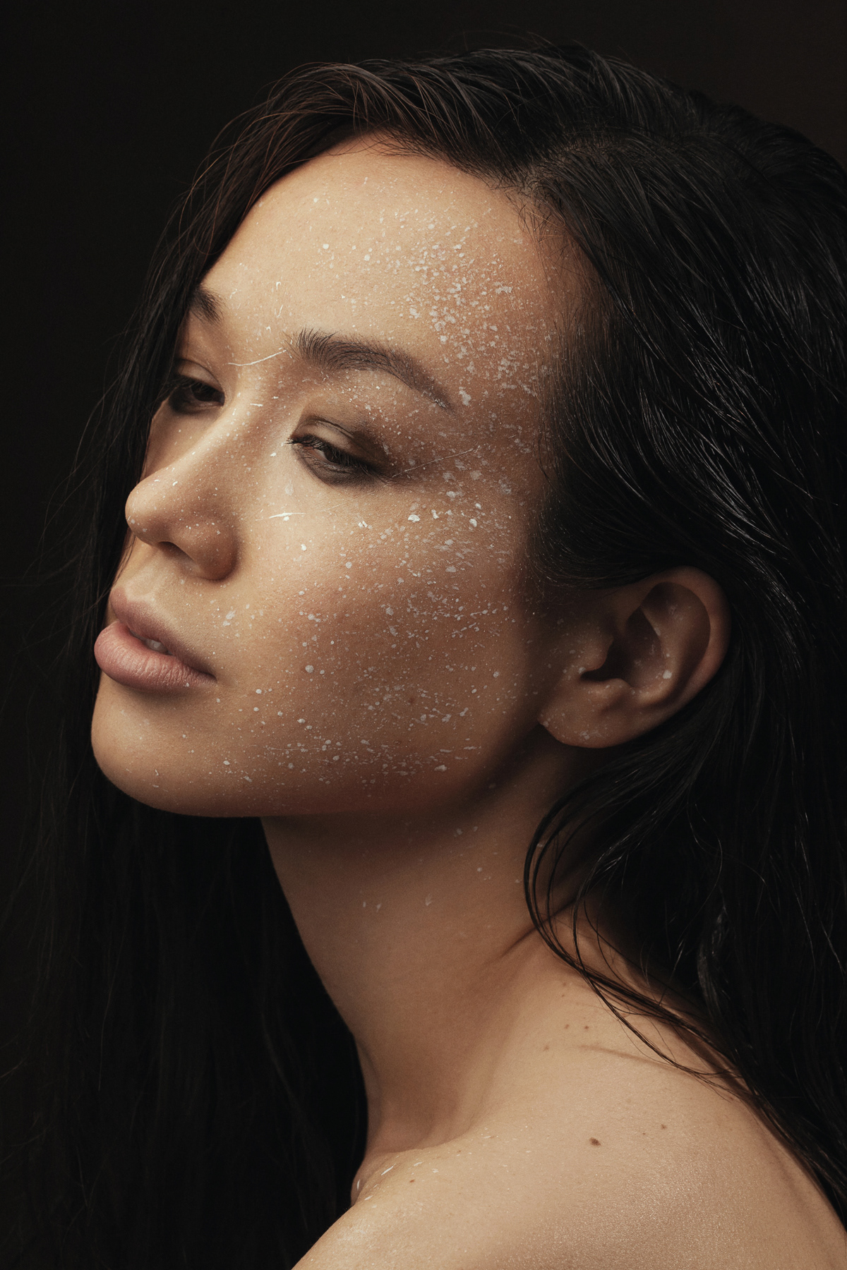 beauty Make Up dark model editorial magazine asian korean retouch retouching 