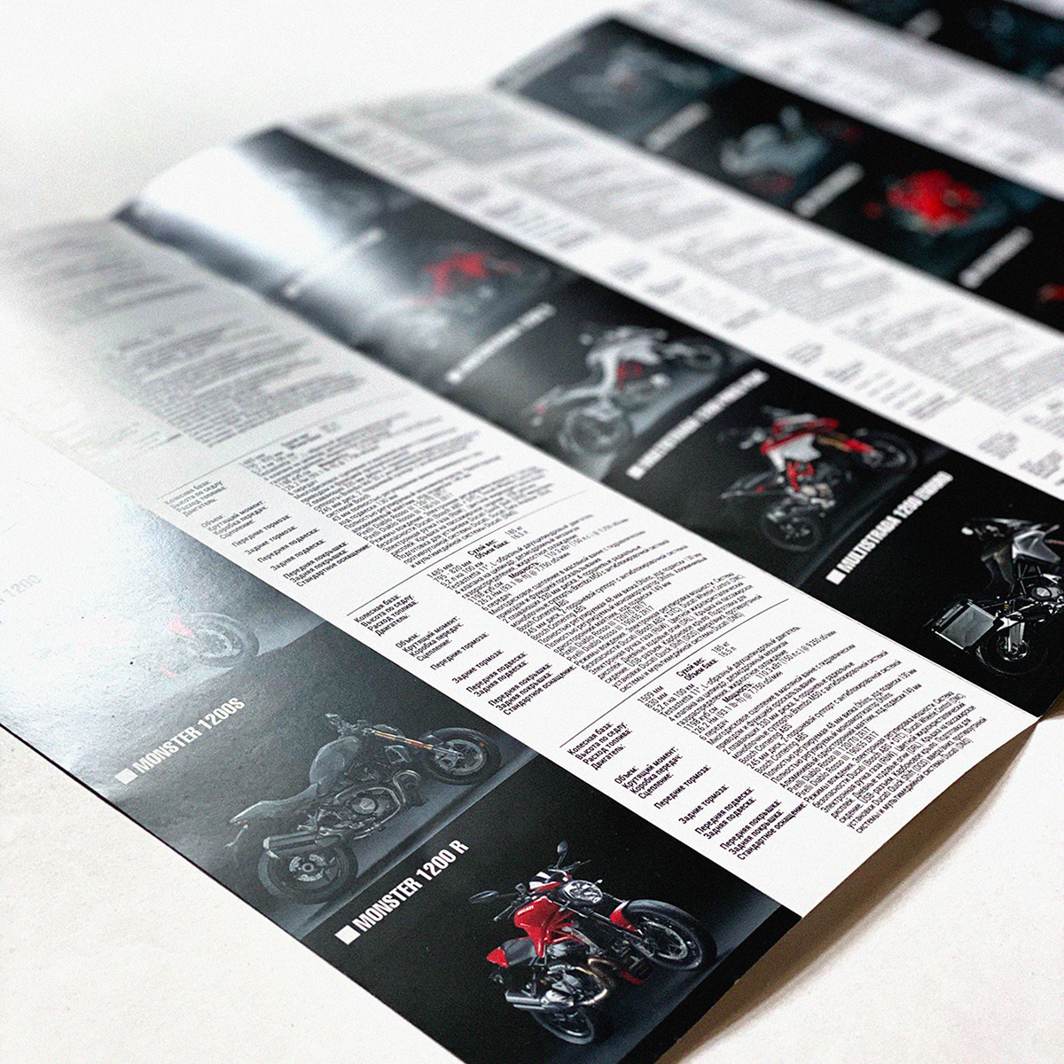 photo Booklet design print avto black moto red красный черный