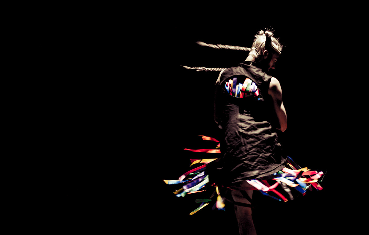 DANCE   contemporary Performance Princess movement Melbourne colour chunkymove