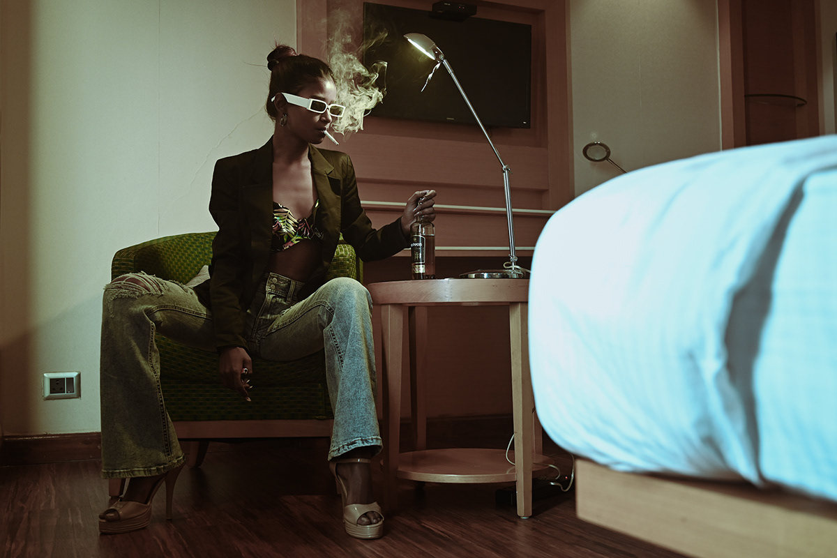 indoor smoke cigarette smoking girl portrait photoshoot Fashion  model beauty