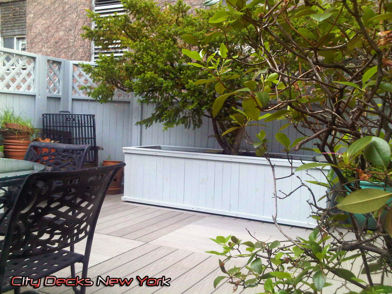 composite deck Roof Top Deck & Garden