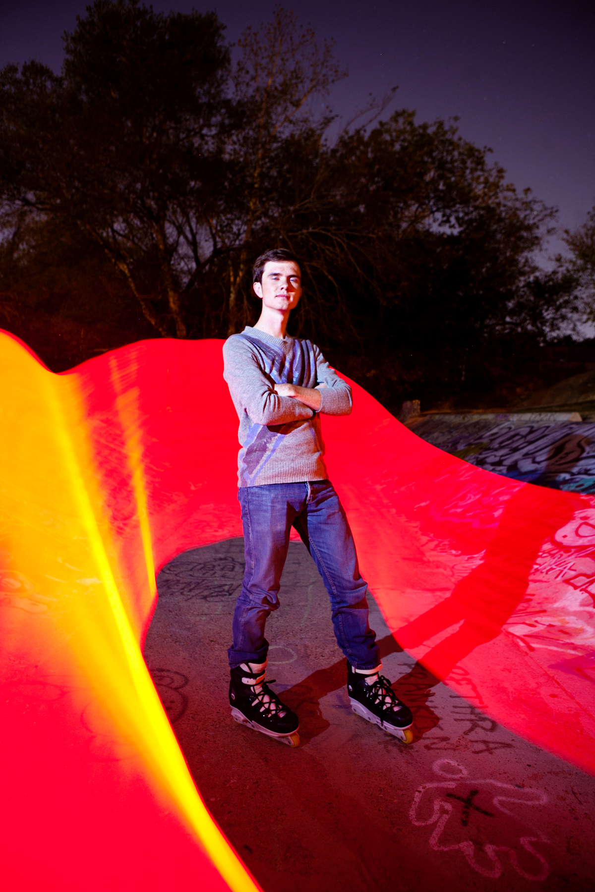 light light painting light graffiti red skate rollerblades portraits profile