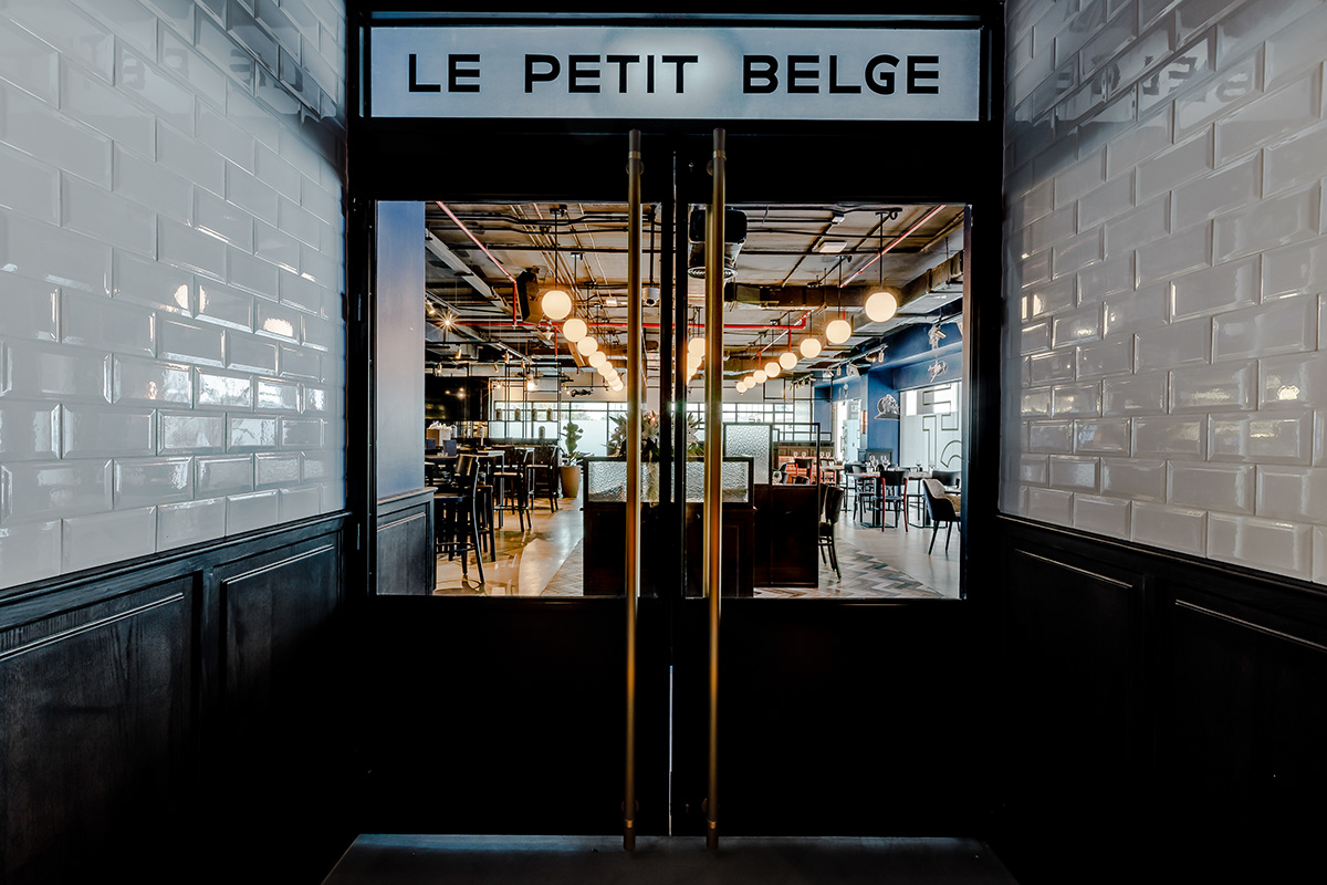restaurant beer cafe bar belgium le petit belge Food  drinks creneau international interior design 