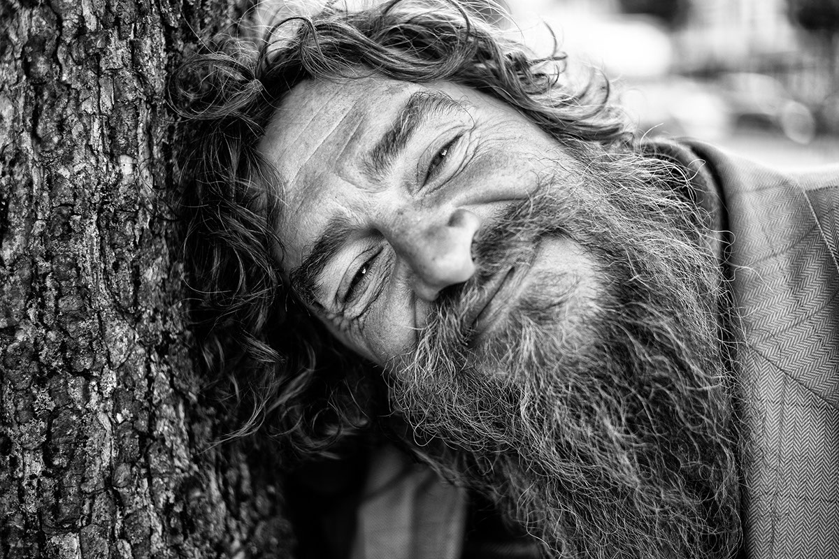 homeless outsider streets portraits art emotions