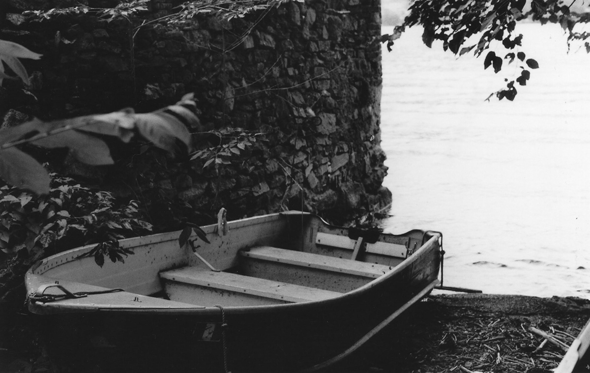 kodak tmax 400asa Kodak TMax 400 minolta minolta xg 2 Pellicola bianco e nero black and white Lago lake primo rullino agosto 2009