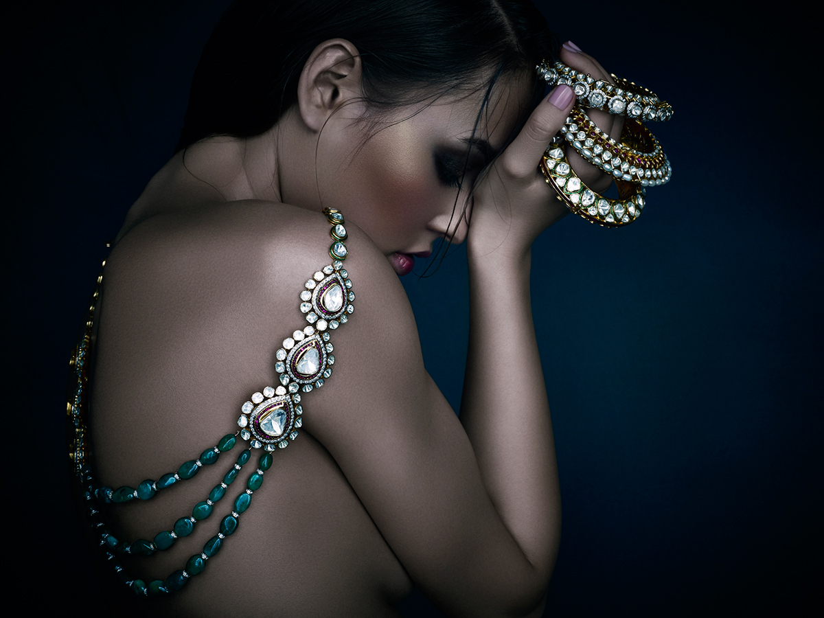 Gehna jewellers India Gems Becklace earings rings diamonds