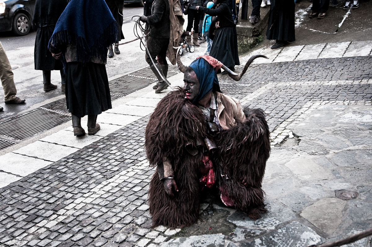 Lula sardinia sardegna Carnaval tradition masks bathiledu gattias