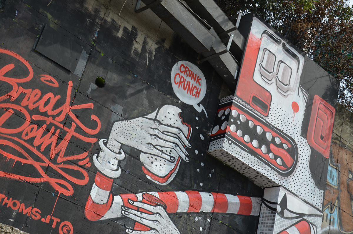 mister thoms  Street Art  installation Graffiti roma