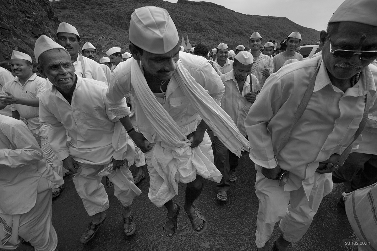 India PUNE diveghat palkhi dyaneshwar tukaram alandi pilgrimage festival