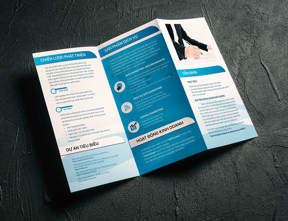brochure trifold Layout