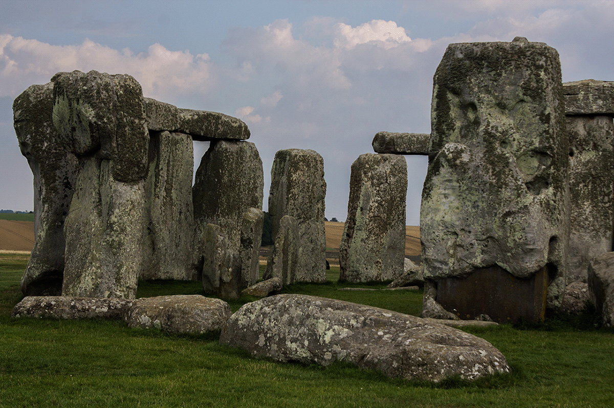 stonehenge stone henge monochrome seven Wonders Sunbeam mystery